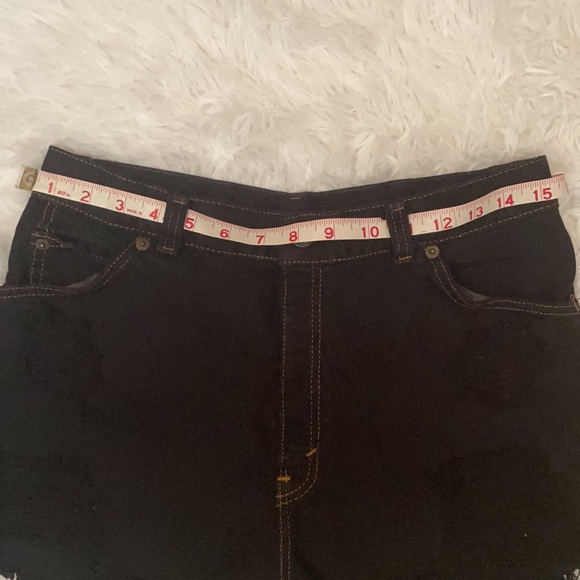 Levi’s Vintage White Label/Tag Repurposed Black Distressed Denim Shorts - Picture 10 of 15